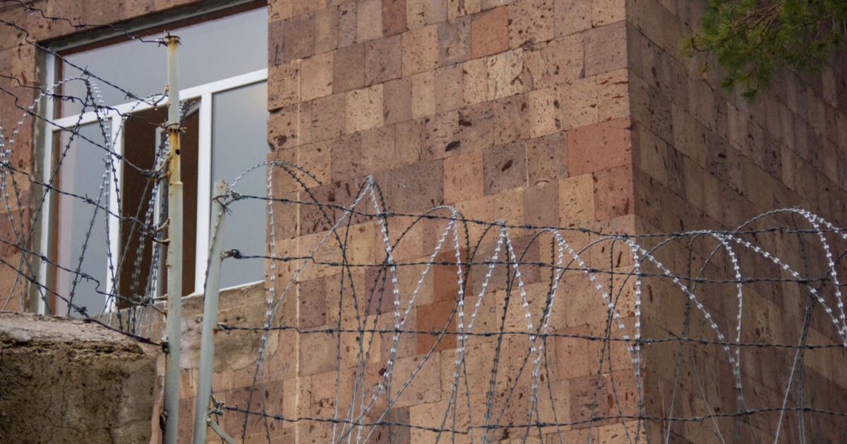 «Արթիկ» ՔԿՀ-ի «դեբոշի» պատճառով պետը հրաժեշտ է տվել պաշտոնին. «Հրապարակ»