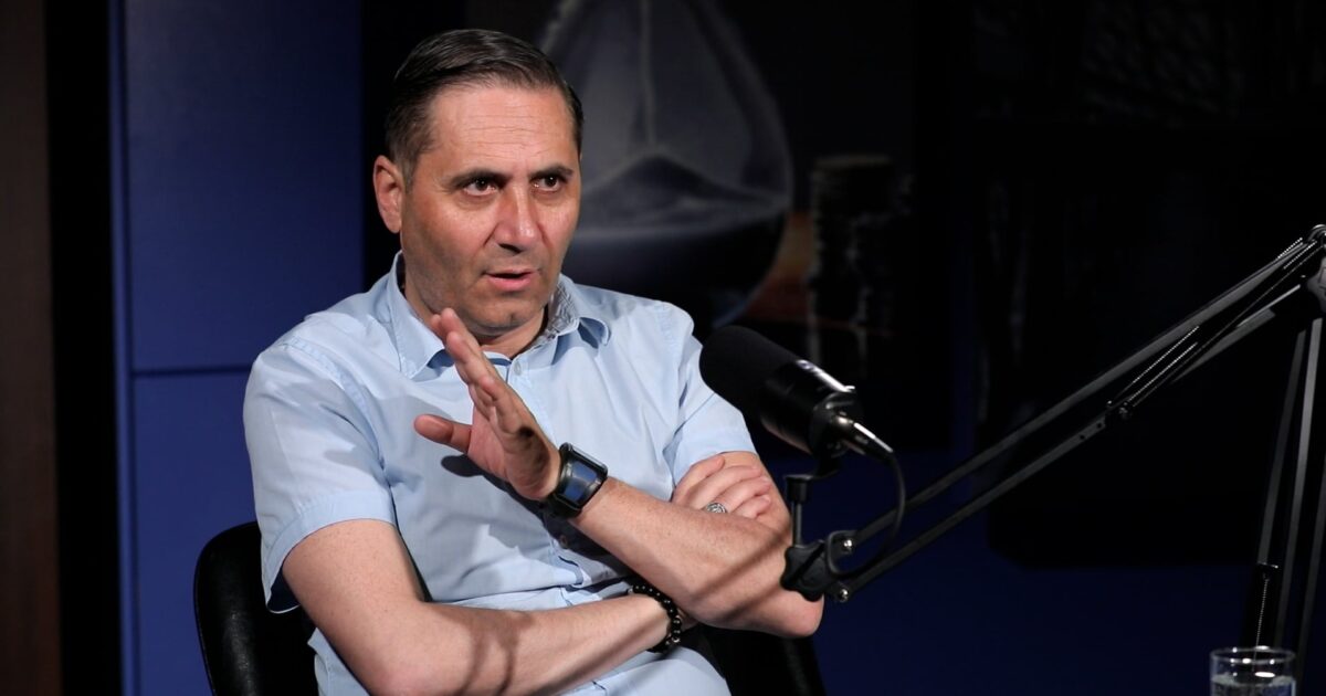 Իշխանություններն ավելի ու ավելի են կտրվում հայերից․ Աբովյան