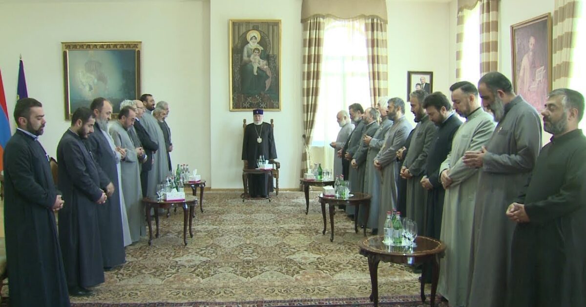 Եկեղեցու վերնախավի դիրքորոշումը կոշտ է եղել. «Հրապարակ»