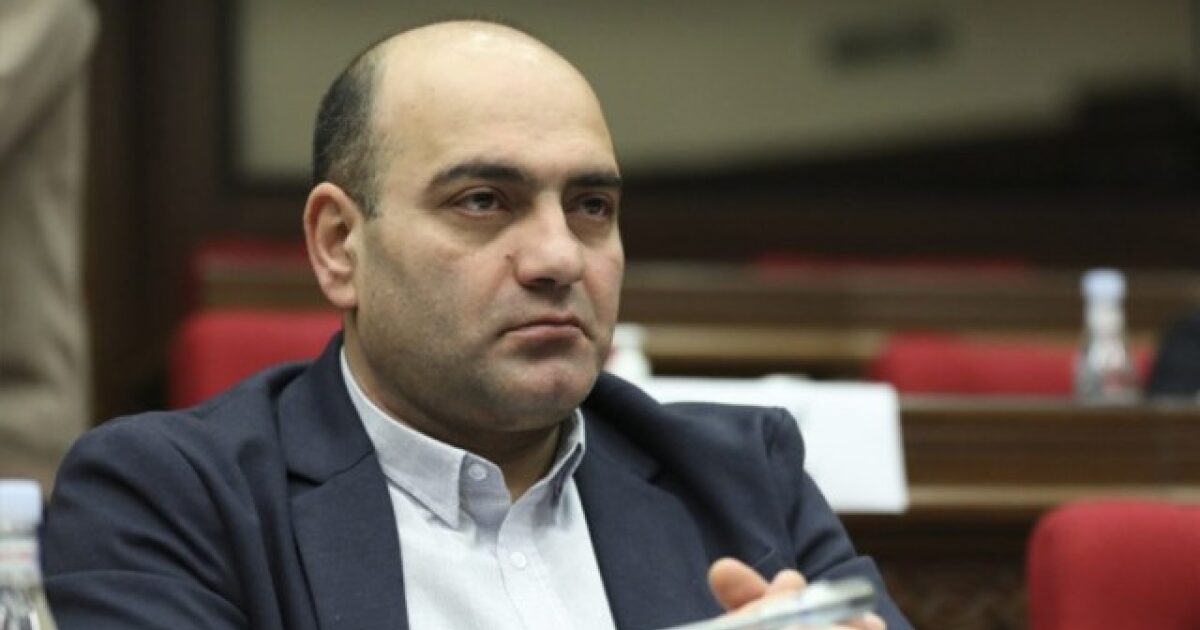 «Երբ վիճակը վատանում է, իսկ քաղաքականությունը չի տալիս արդյունքներ, նորից անցնում են բացահայտ մանիպուլյացիայի և կեղծիքի». «Փաստ»