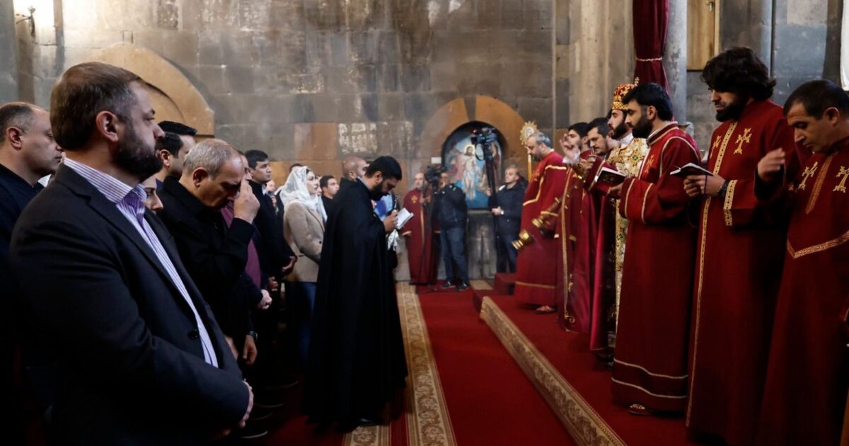 Ի՞նչ լուծում կարող է լինել ստեղծված փակուղային իրավիճակում. «Փաստ»