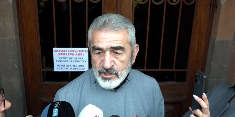 Աբրահամ սրբազանը, իր դիմումի համաձայն, ազատվել է թեմակալ առաջնորդի պաշտոնից