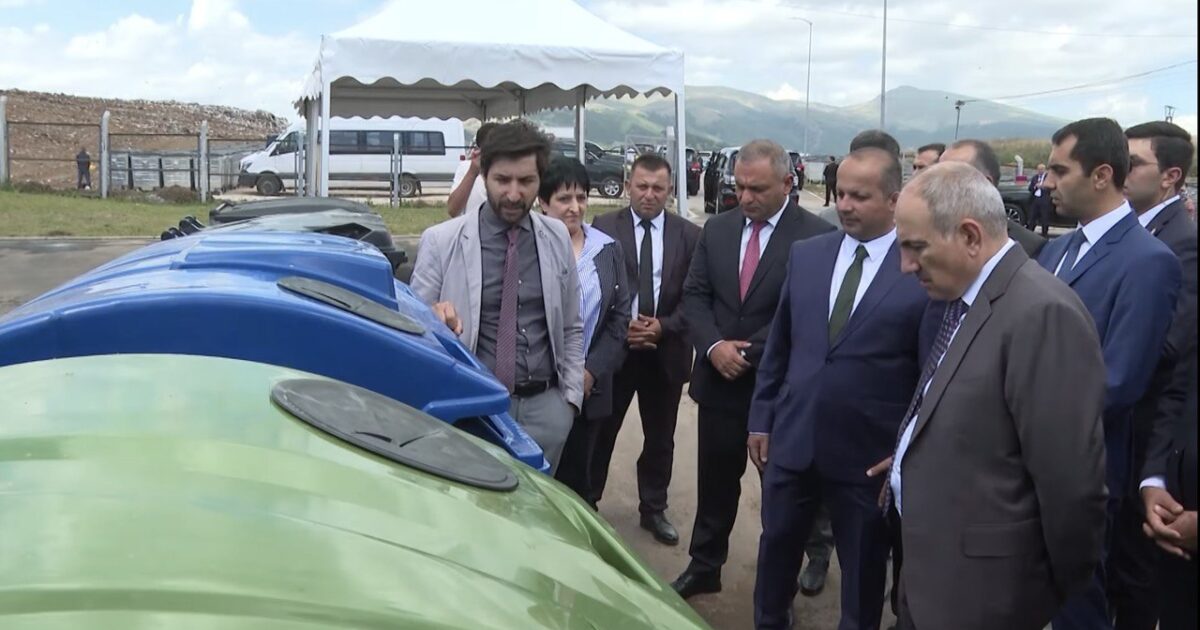 Փաշինյանի ցուցադրական շոուն կամ եռամսյա աշխատավարձին սպասելիս