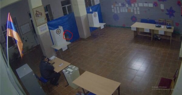 Դիտորդներն ահազանգում են ընտրատեղամասերի կահավորման բազմաթիվ խախտումների մասին