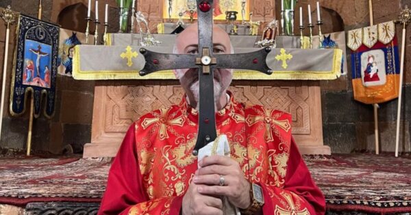 Ձեր հակականոնական ընթացքը մեծագույն գայթակղություն է հավատավոր հոտի համար, իսկ դա ծանրագույն մեղք է. Սամվել դպիր Գրիգորյան