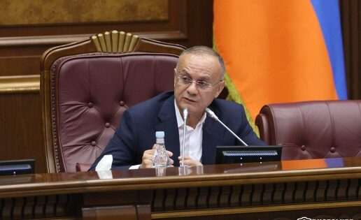 ԱԺ-ում մեկնարկել են քաղբանտարկյալներին վերաբերվող լսումները