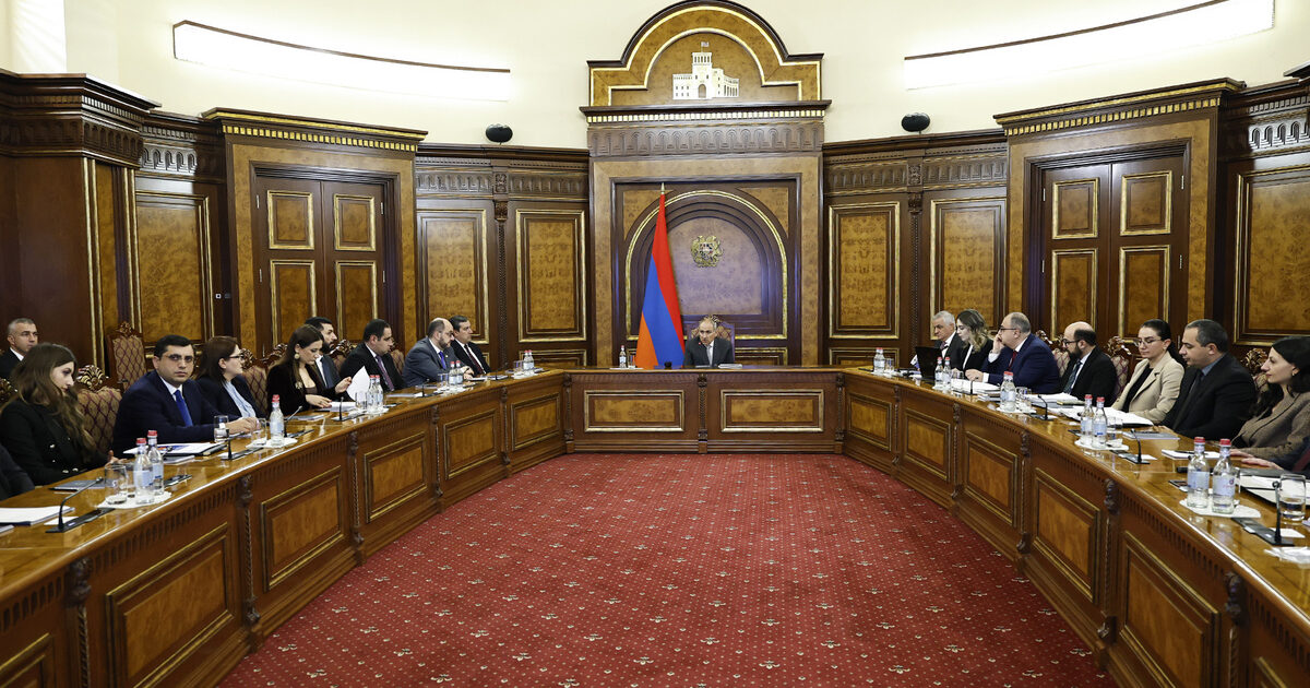 Լեզու կտրելու սպառնալիք հնչեցնողը, որ անցել է թմրանյութի գործով՝ գլխավոր դատախազի կողքին է. «Ժողովուրդ»