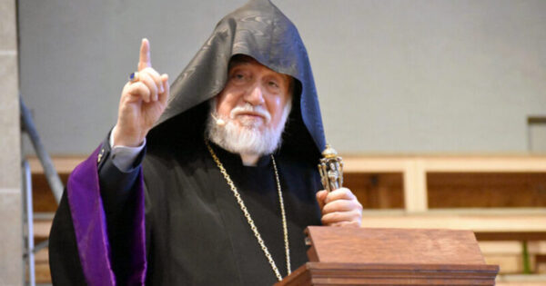 Հեռո՛ւ մնացեք Եկեղեցին պառակտելու ազգակործան փորձերից․ Արամ Ա կաթողիկոս