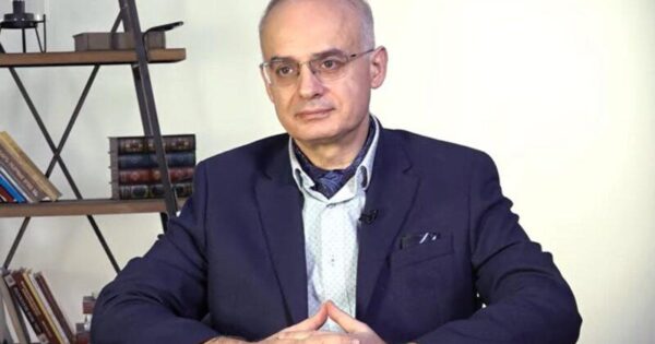 Բանավեճն ավարտվեց, Նիկոլն անձնատուր եղավ․ Զուրաբյան