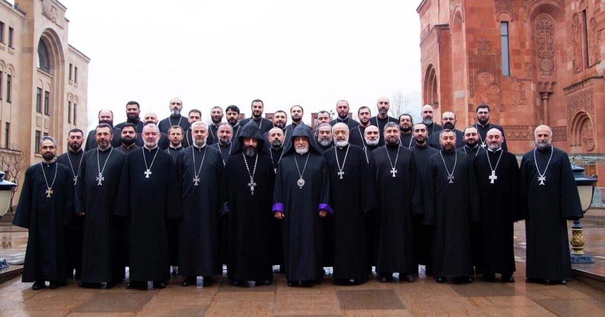 Իբրև բարենորոգմանն ուղղված այս քայլը դիտարկում ենք որպես Եկեղեցին պառակտելու փորձ և հանցագործություն․ Ռուսաստանի և Նոր Նախիջևանի հայոց թեմ