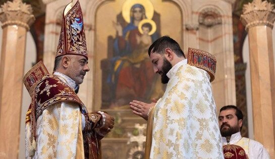 Դեկտեմբերի 9-ին Գյումրիի Յոթ Վերք եկեղեցում Տեր Գառնիկը պատարագ կմատուցի