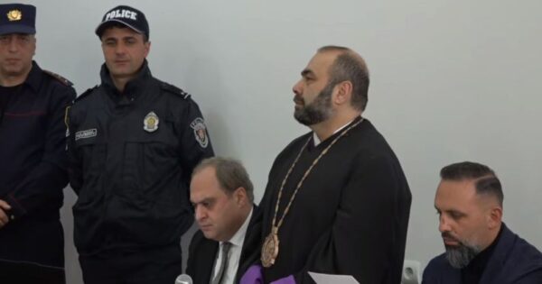 Դատախազը միջնորդեց ևս երեք ամսով երկարաձգել Մկրտիչ Սրբազանի կալանքի ժամկետը