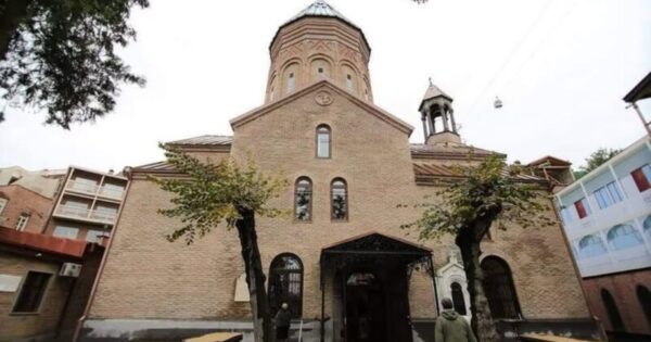 Վիրահայոց թեմի աշխատակիցները հաստատում են հավատարմությունը Մայր Աթոռ Սուրբ Էջմիածնին և Վեհափառին