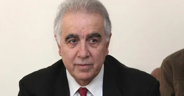 Հայոց եկեղեցին պետք է անհապաղ կարգալույծ անի բոլոր ապստամբ հոգևորականներին. Հարութ Սասունյան