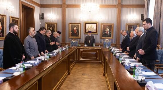 Մայր Աթոռում տեղի է ունեցել Գերագույն հոգևոր խորհրդի ժողով