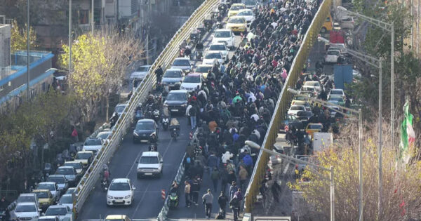 Իրանը հերքել է ցուցարարների կողմից Աբդանանն ու Մալեքշահին գրավելու մասին լուրերը