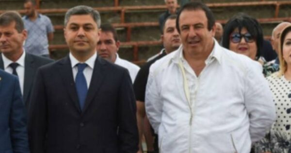 Արթուր Վանեցյանն ու Գագիկ Ծառուկյանը կմիավորվե՞ն. «Հրապարակ»