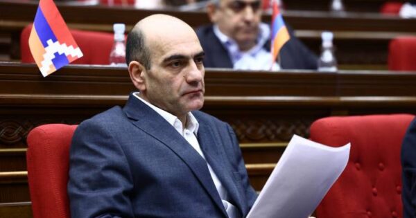 Թադևոս Ավետիսյանը՝ ընդդիմության միասնական թեկնածու. «Հրապարակ»