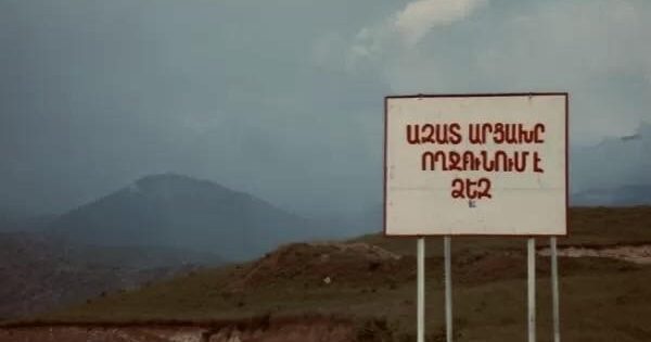 1988 թվականի փետրվարի 20-ին ընդունվեց որոշում, որը արտահայտեց արցախցիների ազատ ինքնորոշվելու կամքը․ Տիգրան Աբրահամյան