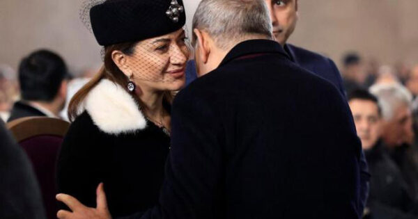 Վարչապետի կնոջ ամուսնալուծությունը քաղաքական տեխնոլոգիա է. Վարդան Բալյան