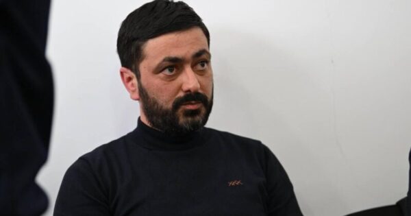 Հայ առաքելական սուրբ եկեղեցին դատի է տվել նախկին հոգևորական Արամայիս Թախմազյանին