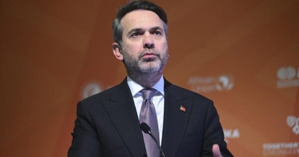 Հայաստանը կարող է դառնալ Ադրբեջանի և Թուրքիայի միջև էներգետիկ համագործակցության մաս․ Ալփարսլան Բայրաքթար