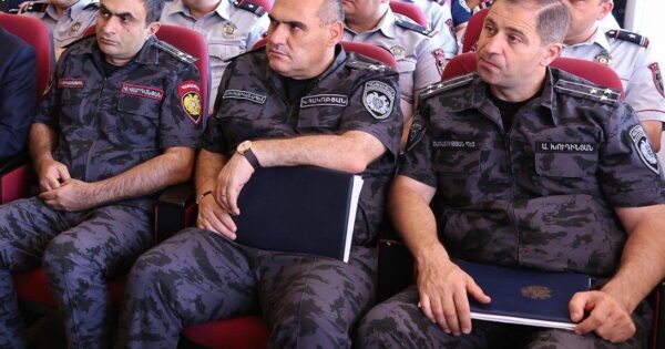 Փաշինյանի հրահանգով պաշտոնանկ են եղել ոստիկանապետի երեք տեղակալները