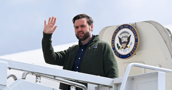 Վաշինգտոնից լսում ենք այնպիսի բացահայտումներ, որոնք միայն խորացնում են մեր տագնապները․ Սուրեն Սուրենյանց