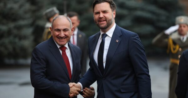 Փաշինյանը կորցնում է ժողովրդականությունը հայրենիքում և աջակցություն փնտրում արտասահմանում. ANCA