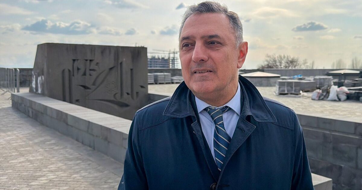 Ցեղասպանության թանգարանի տնօրենի ԺՊ-ն Ադրբեջանի հետ գաղտնի բանակցություն վարողներից է. «Հրապարակ»