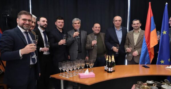 ՔՊ-ն փորձում է իրեն ապահովագրել. «Հրապարակ»