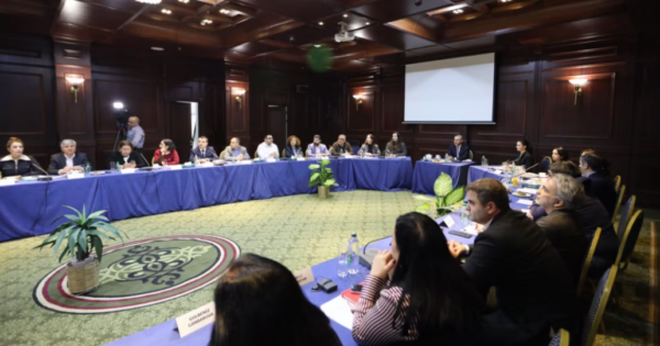 Որքան է արժեցել ադրբեջանցիների հետ «կլոր սեղան»-ը՝ ՀՀ բյուջեի վրա. «Հրապարակ»