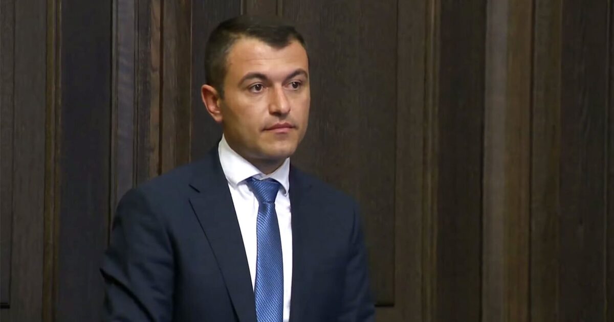 4 միավոր անշարժ գույք, միլիոնների եկամուտ. Կադաստրի կոմիտեի ղեկավարի հայտարարագրի հետքերով. «Ժողովուրդ»