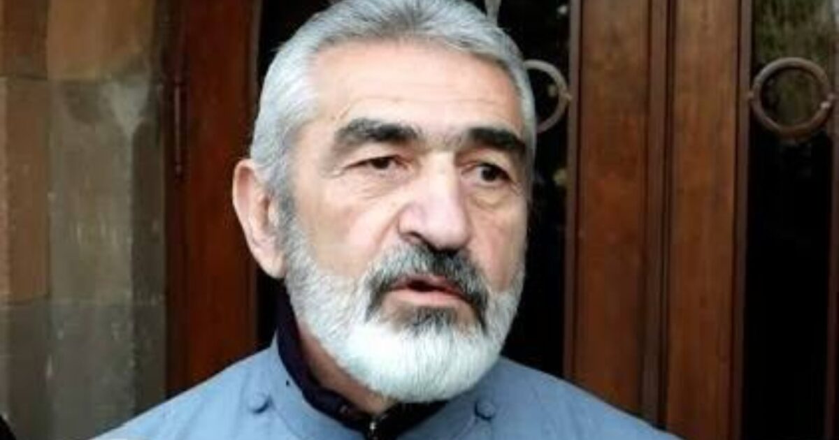 3 ՀԷԿ ունեցող սրբազանը հեռացավ պաշտոնից. «Ժողովուրդ»