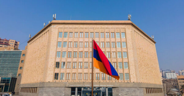 Անվտանգության նկատառումներից ելնելով՝ Ամերիկյան համալսարանում դասերը մարտի 30-ին կանցկացվեն առցանց