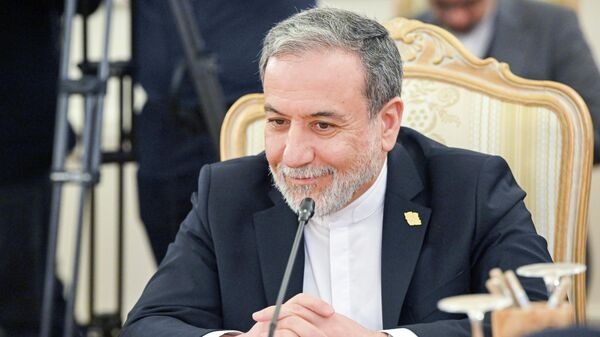 Ամերիկյան զորքերը պետք է դուրս մղվեն տարածաշրջանից. Աբբաս Արաղչի