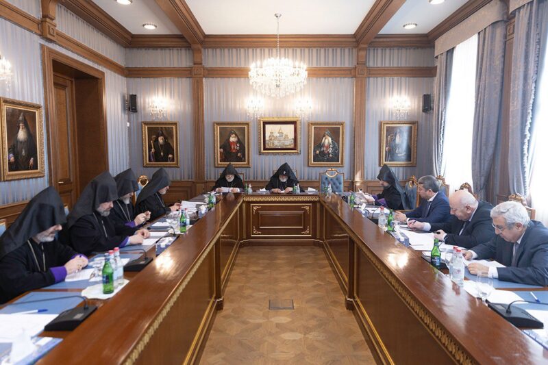 Էջմիածնում մեկնարկել է Գերագույն հոգևոր խորհրդի ժողովը