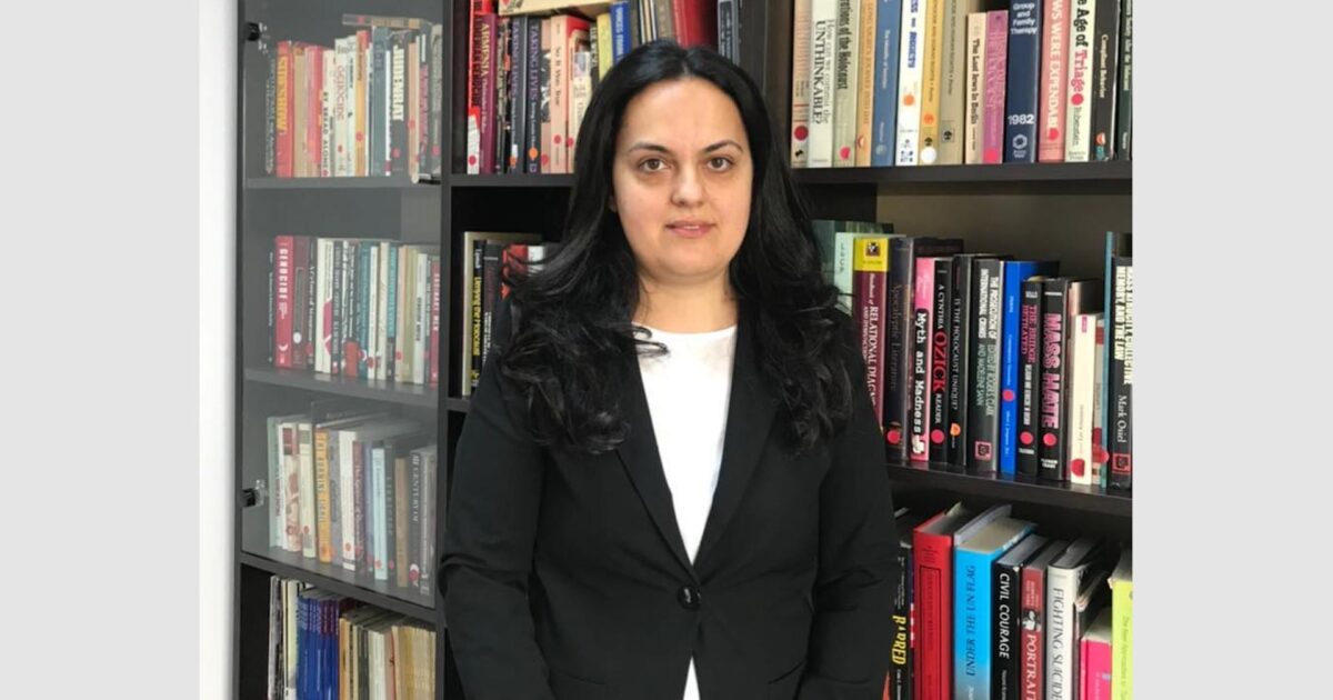 Աշխարհի ցեղասպանագետները խստորեն դատապարտել են Էդիտա Գզոյանի հեռացման վերաբերյալ Փաշինյանի որոշումը