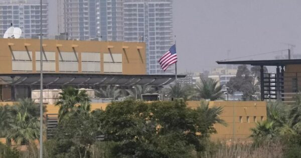 Բաղդադում ԱՄՆ դեսպանատունը ենթարկվել է ԱԹՍ-ների և հրթիռների հարվածների
