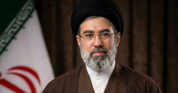 Խամենեին մերժել է Միացյալ Նահանգների հետ հրադադարի մասին առաջարկները