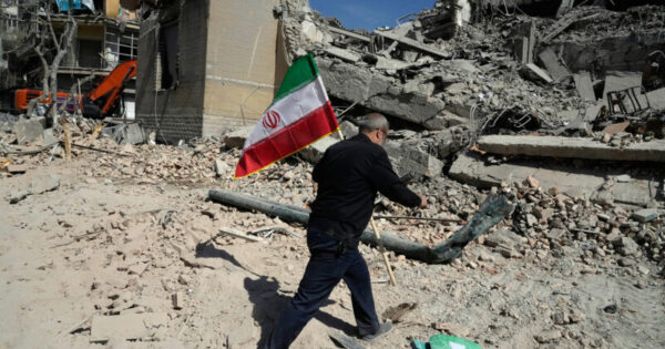 Իրանում պшտերազմական պայմաններում քաղաքացիական կառուցակարգերը կազմակերպված են աշխատում․ Վարդան Ոսկանյան