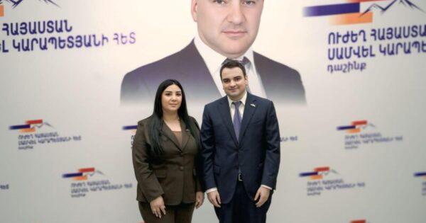 Խուզարկություններ՝ «Ուժեղ Հայաստան»-ի Արտաշատի գրասենյակում. ձերբակալվել է պատասխանատուն․ 24News