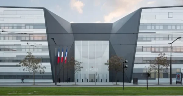 ՆԱՏՕ-ն չպետք է ներգրավվի Հորմուզի նեղուցի ապաշրջափակմանը․ Ֆրանսիայի ՊՆ