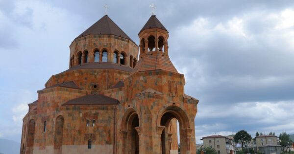 Հաջիևը Ստեփանակերտի Մայր տաճարի ոչնչացումն անվանել է «օրինական»