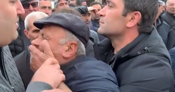 Մերժվածության համը. «Փաստ»