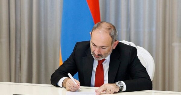 Փաշինյանն է որոշում, թե ով է գնալու խորհրդարան, ով է մնալու գործադիրում, ով է պաշտոնի նշանակվելու․ «Հրապարակ»