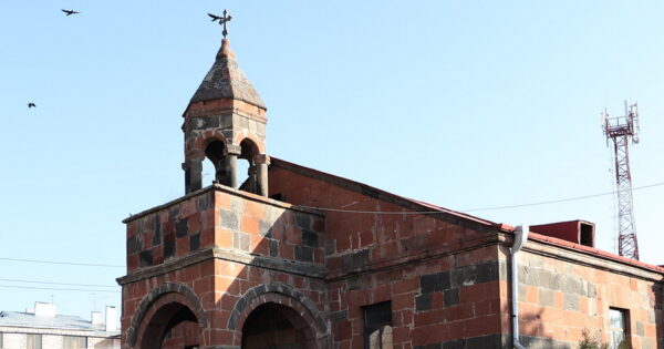 Վարչական դատարանը բավարարել է Հայաստանյայց Առաքելական Սուրբ Եկեղեցու հայցն ընդդեմ ՆԳՆ ոստիկանության․ Արա Զոհրաբյան