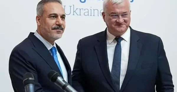 Ուկրաինայի ու Թուրքիայի ԱԳ նախարարները քննարկել են Սև ծովում ազատ նավարկությանը վերաբերող հարցեր