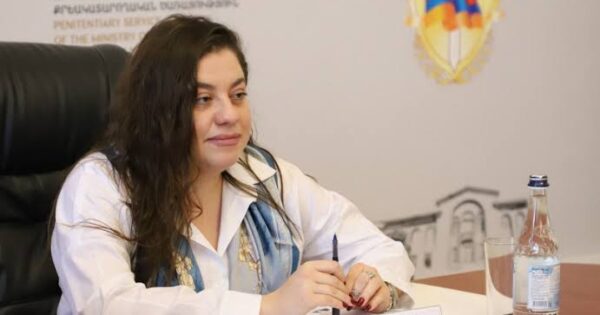 Սկանդալ. անգործ մնացած պաշտոնյան՝ ընդդեմ ՔԿԾ պետի. «Հրապարակ»