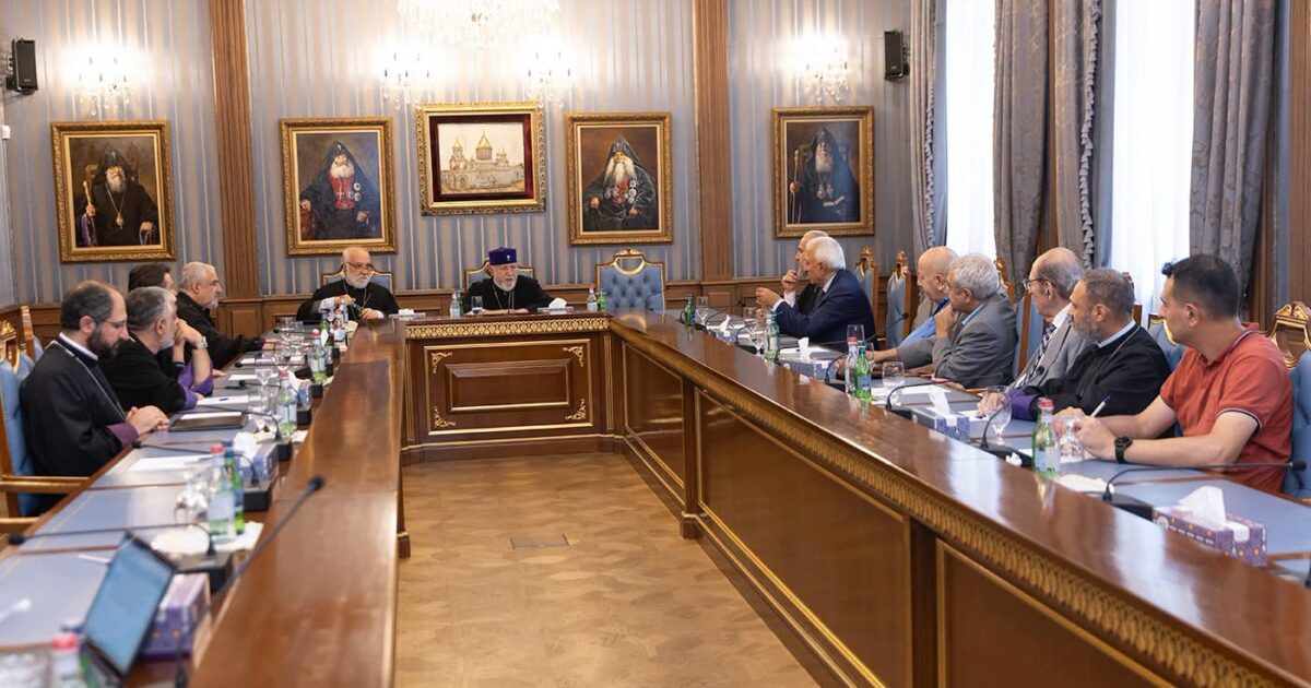 Գերագույն հոգևոր խորհուրդ. «Իշխանությունները վերստին թիրախավորում են Հայոց Եկեղեցին»